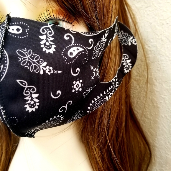 Bandana Black Print Face Mask New - Picture 3 of 5